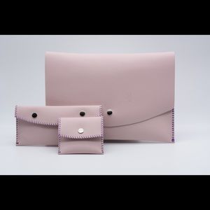 Pink clutch set